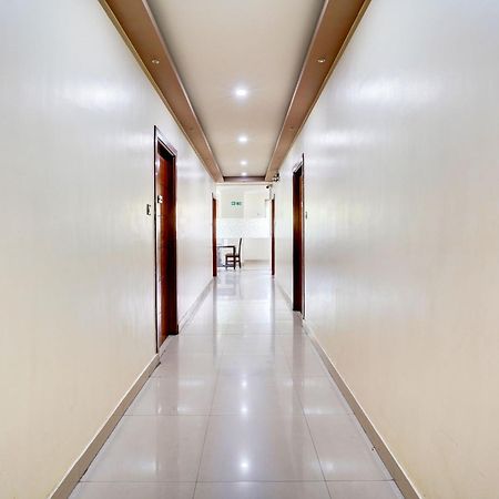 Super Townhouse Mg Road Near Commercial Street Бангалор Екстериор снимка